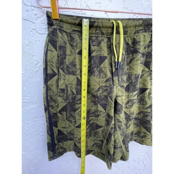 Lulu Lemon Mens Athletica Pace Breaker Lined Geometric Short Green Sz Medium - Picture 5 of 16